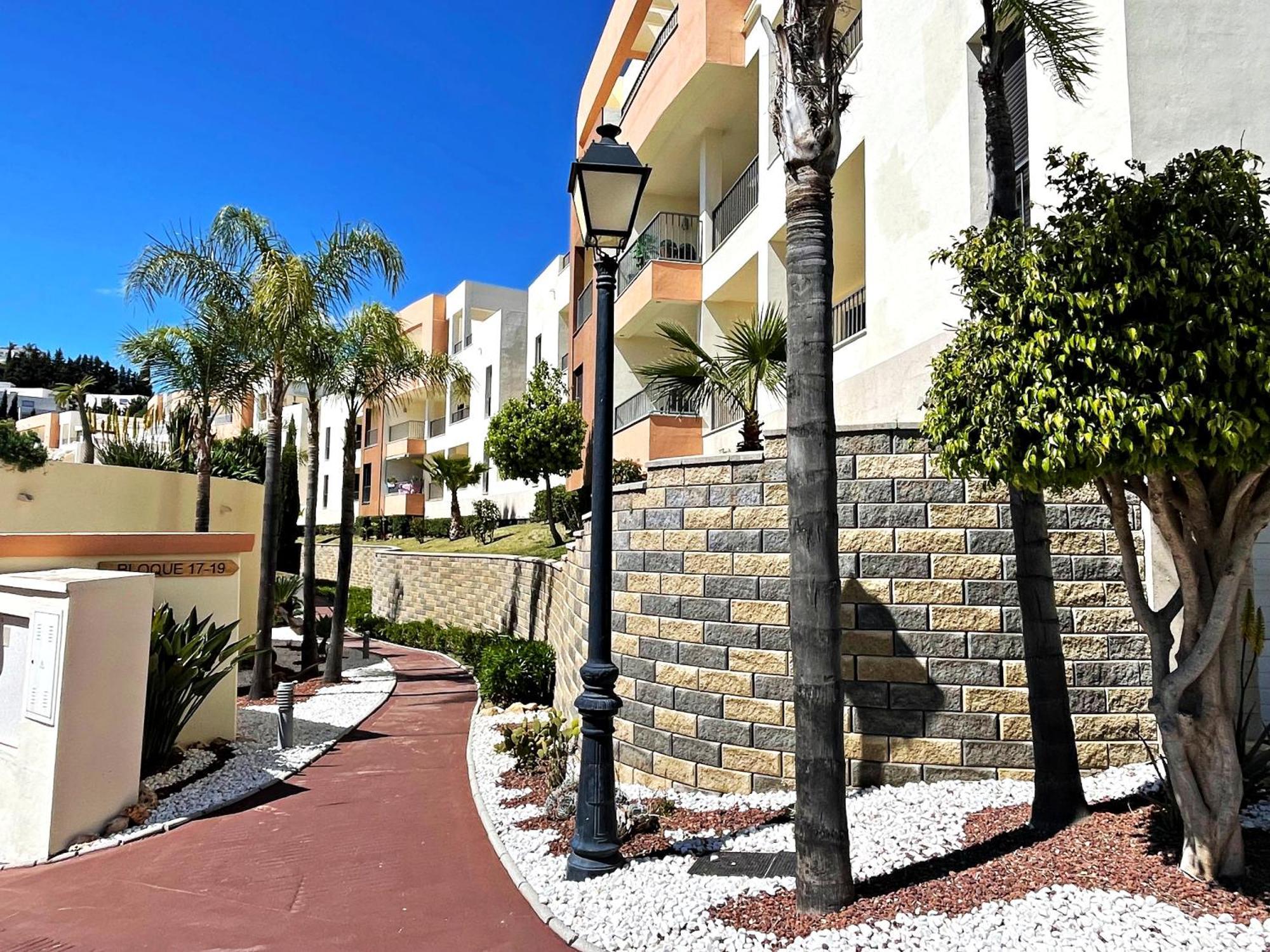 Spectacular Views - Luxury Apartment In Resort - Marbella Hills Extérieur photo